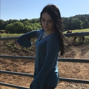 Meet your Posher, Olivia 💋